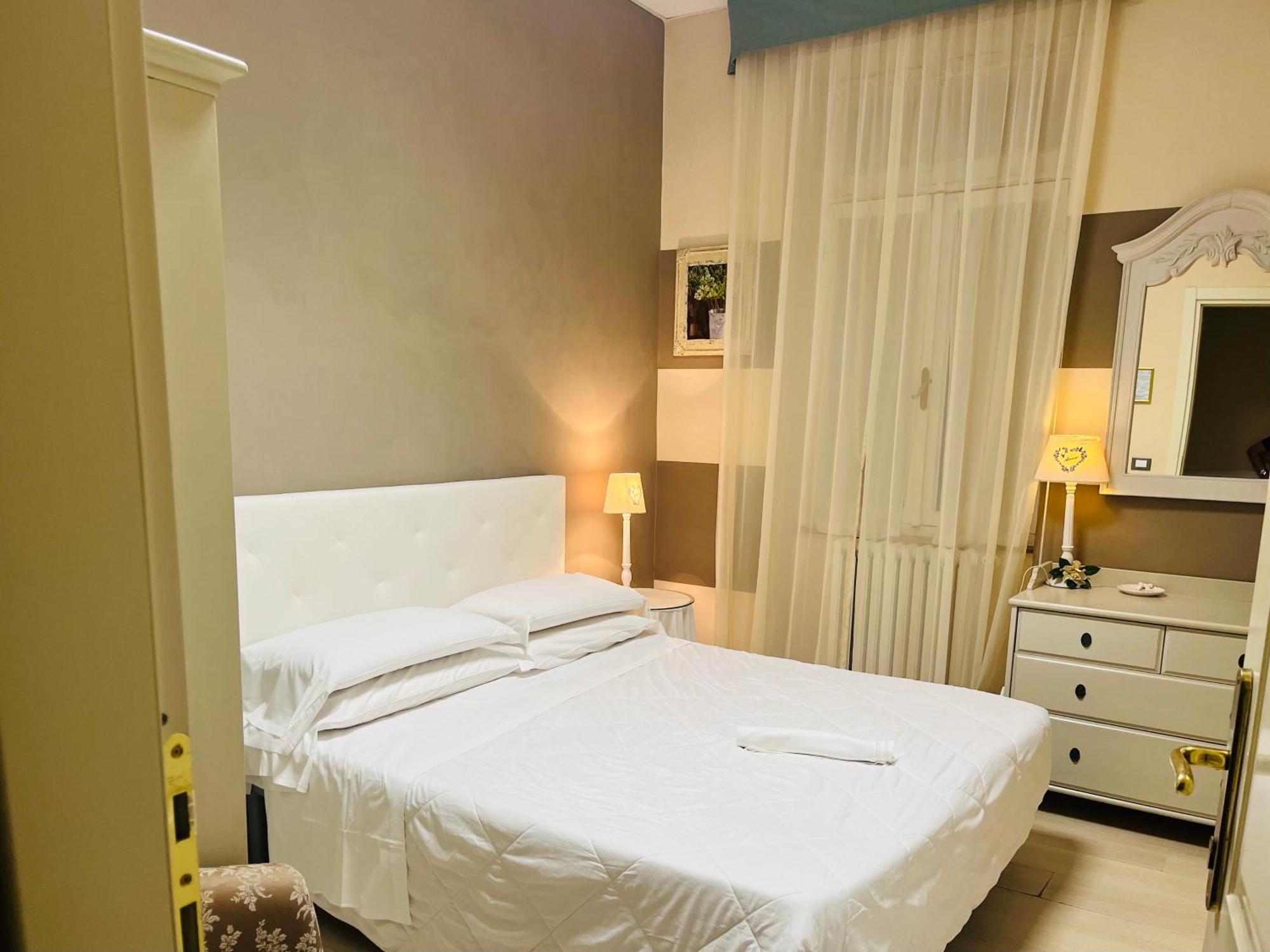 Hotel Tina Diano Marina Exterior photo